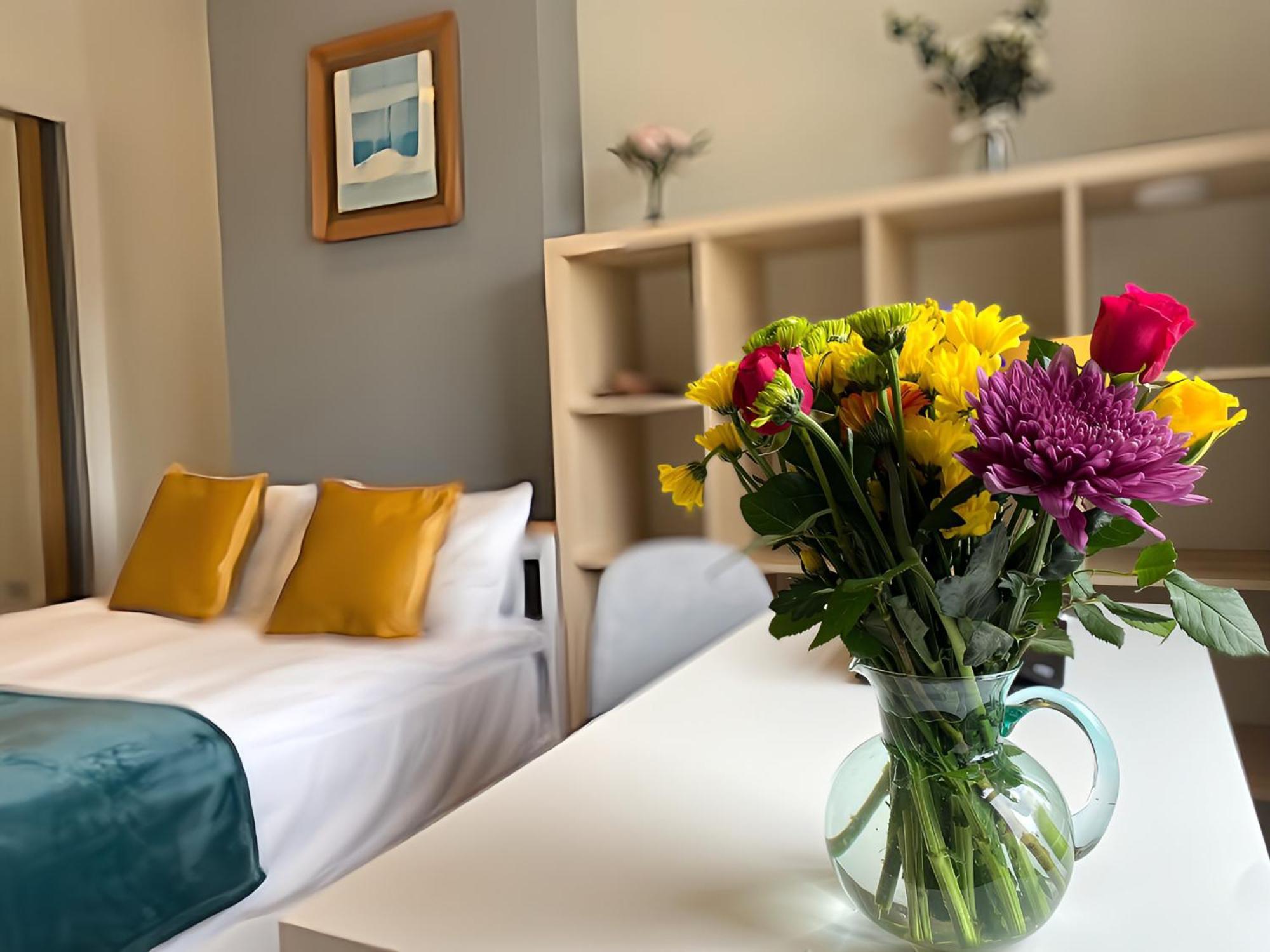 Cambridge Stays Diamond 2Br Apartment-Central-Parking-Walk To City & Train Station Eksteriør bilde