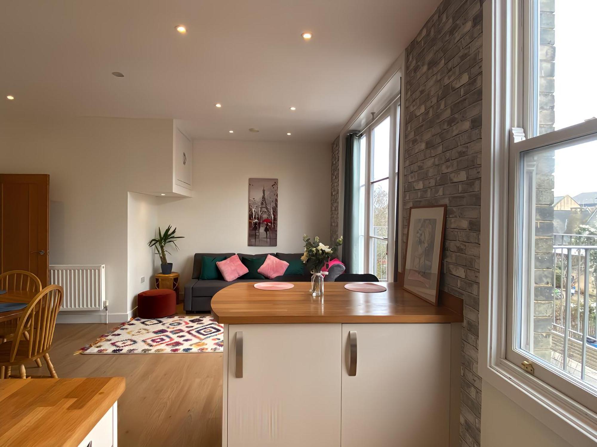 Cambridge Stays Diamond 2Br Apartment-Central-Parking-Walk To City & Train Station Eksteriør bilde
